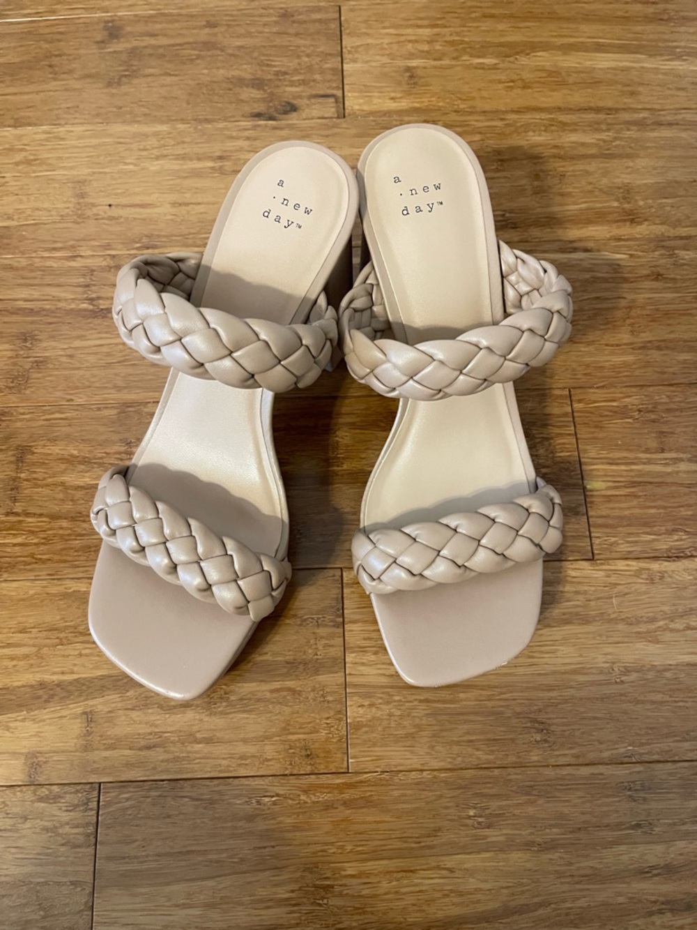 Never worn woman’s heeled sandals